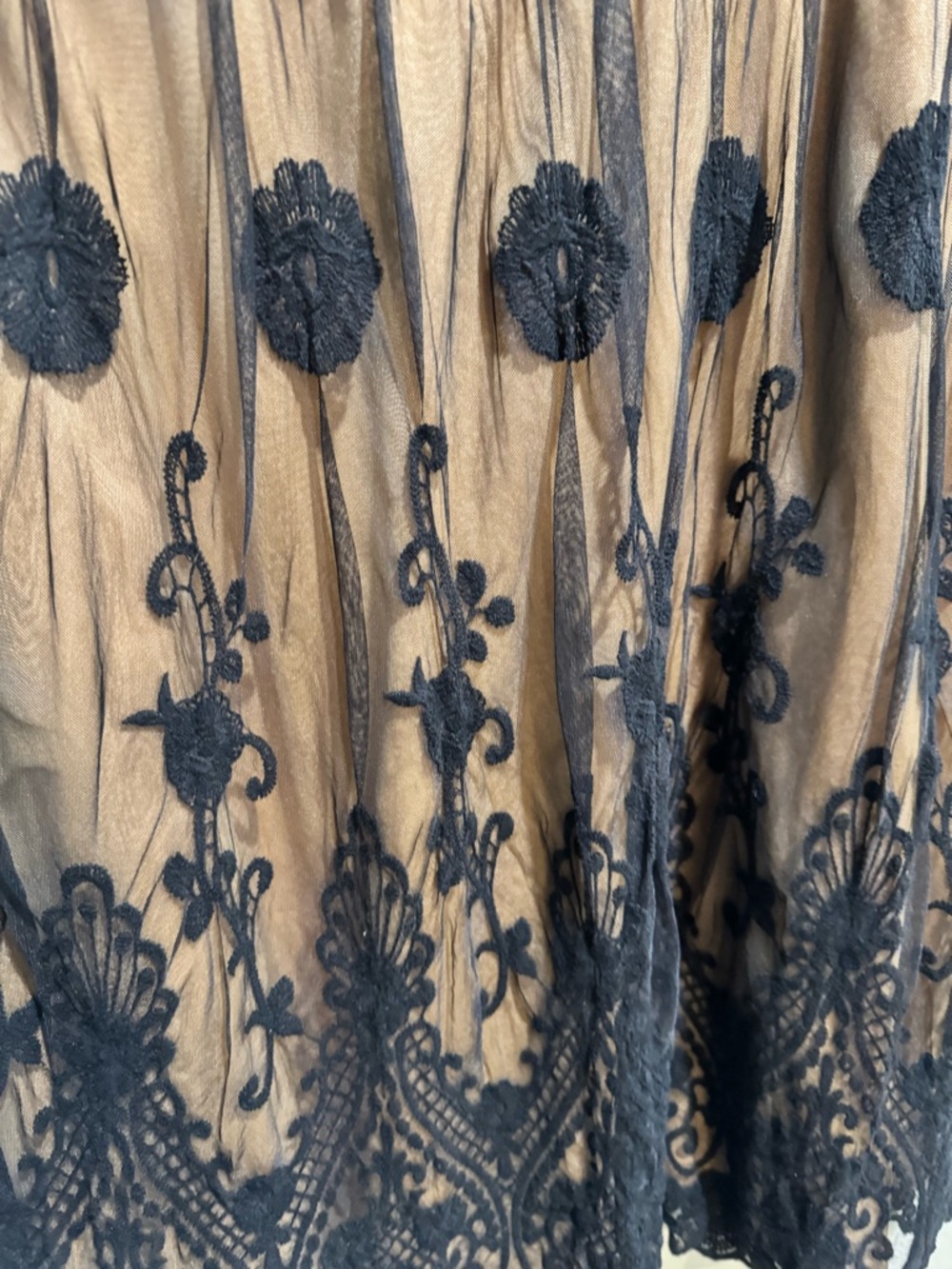 🩶 Lapis Lace Midi Skirt - Picture 3 of 6
